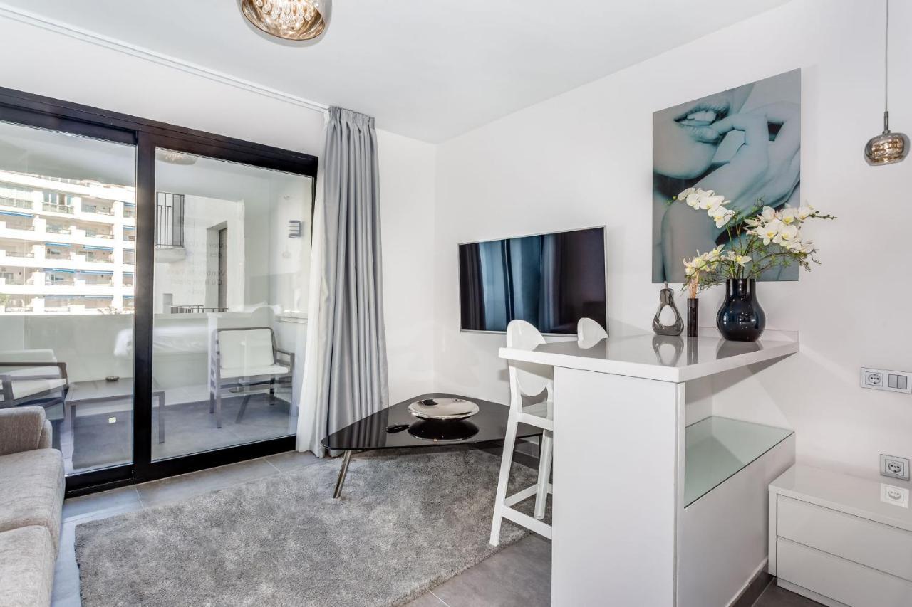 By Riva - Cozy, Contemporary In Puerto Banus Gardens Appartement *